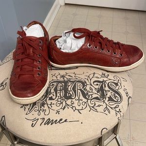 Taos Leather Sneakers
